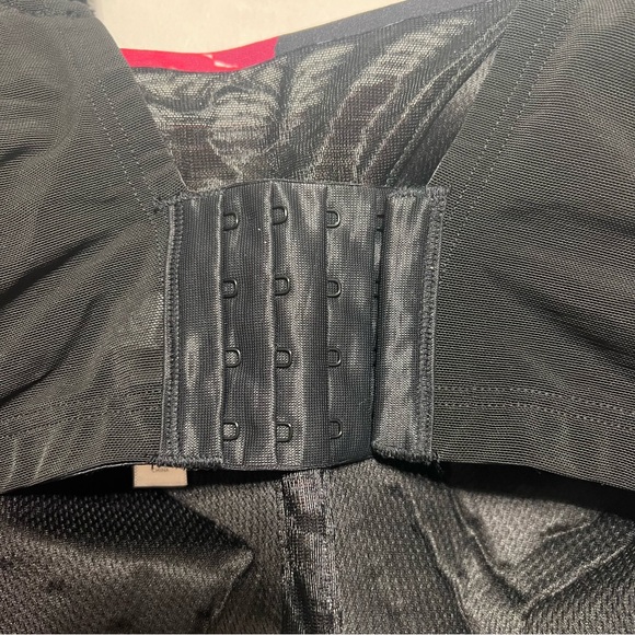 LIVI Active Lane Bryant Non Molded No Wire Bra Size 42 DDD 3D / 42F Support - Picture 4 of 9